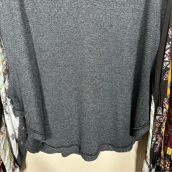 Free People Blossom Thermal Sweater Top in Paisley Floral Gray Size Small Boho - Picture 7 of 8